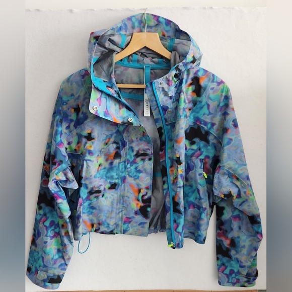 Lululemon Seawheeze Rain Chaser Jacket, size 4 - Picture 2 of 14